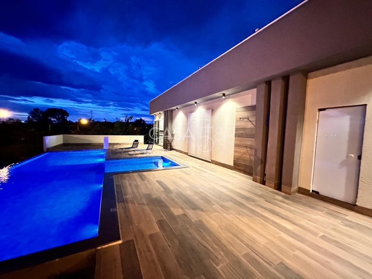 Casa Térrea de Alto Padrão no Condomínio Monte Sião – Complexo Arca Parque