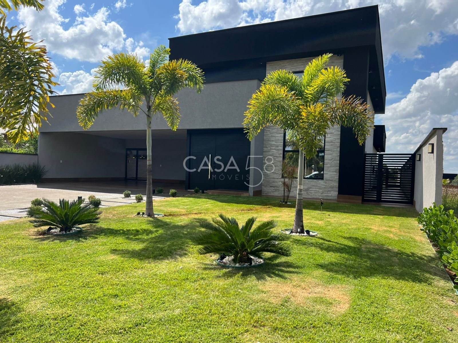 Casa de Luxo à Venda – Condomínio Villaggio Baiocchi | Goiânia