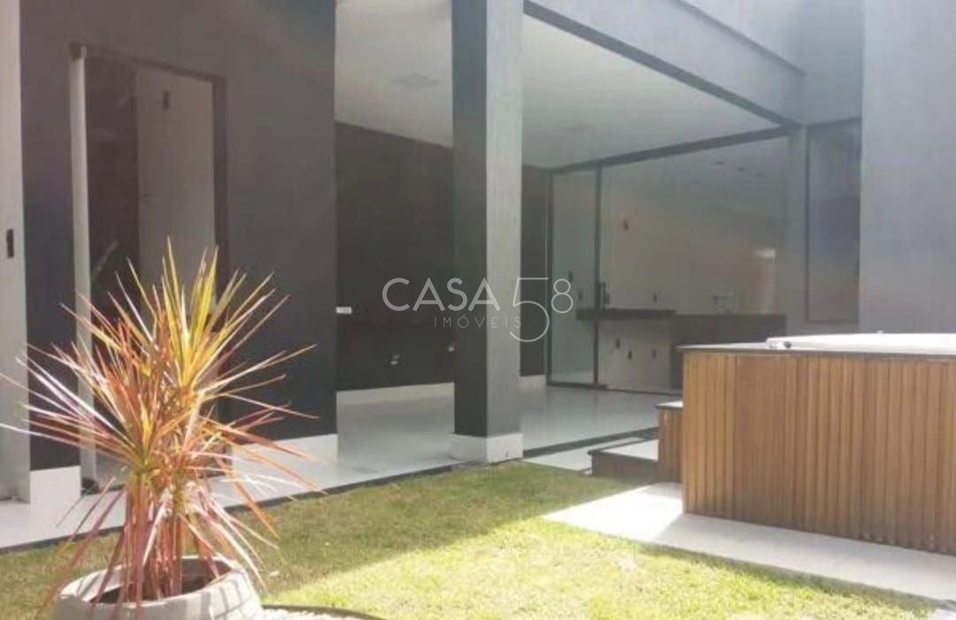Casa 3 Suítes com Ofurô – Jardim América