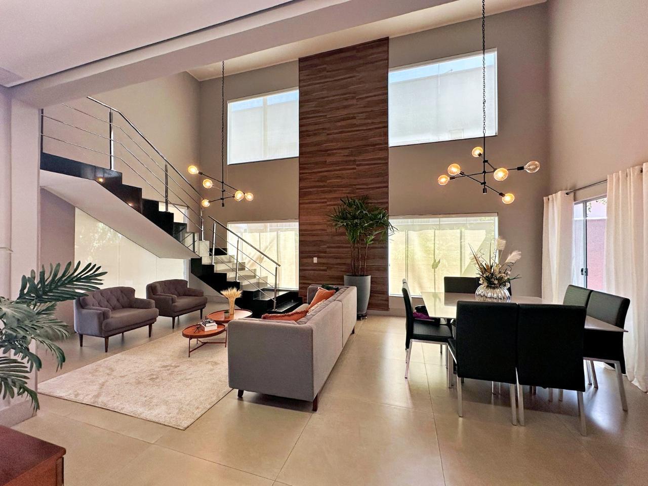 Sobrado de Alto Padrão Mobiliado – 5 Suítes – 293m² – Design Moderno