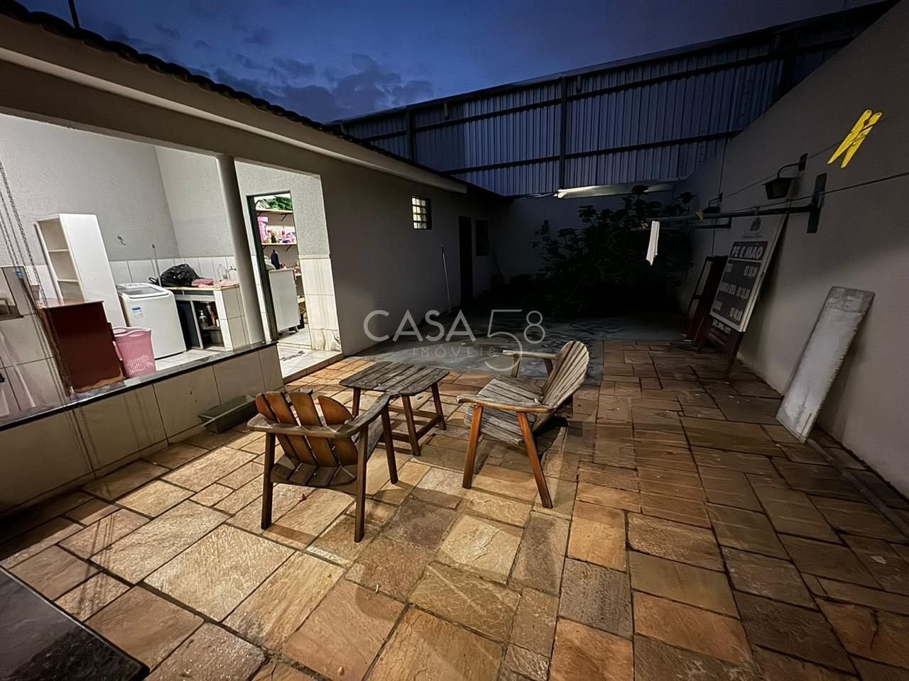 Venda – Sobrado Comercial 260m² – Setor Sudoeste, Goiânia/GO