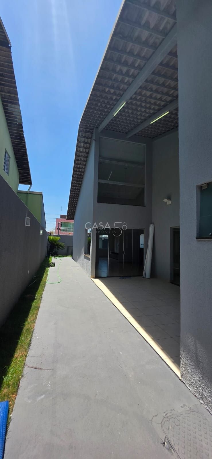 Casa à Venda – Parque das Flores, Goiânia/GO