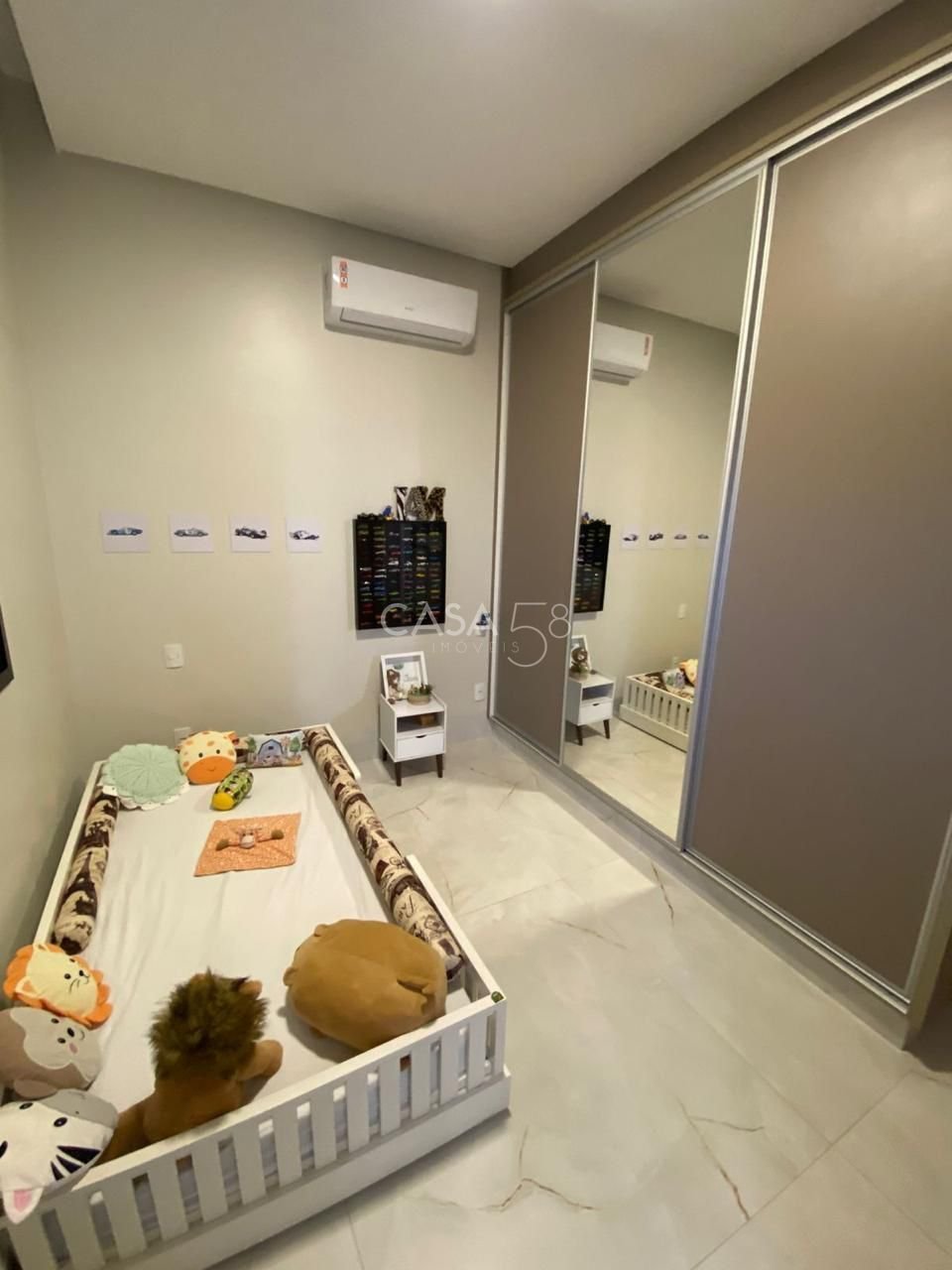 Casa Térrea Mobiliada e Decorada em Goiânia – Piscina Aquecida - 3 Suítes