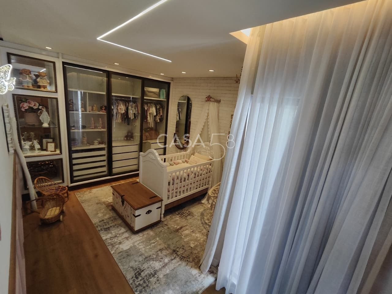 Sobrado de Alto Padrão – 400m² Construídos | Residencial Sevilha – Goiânia