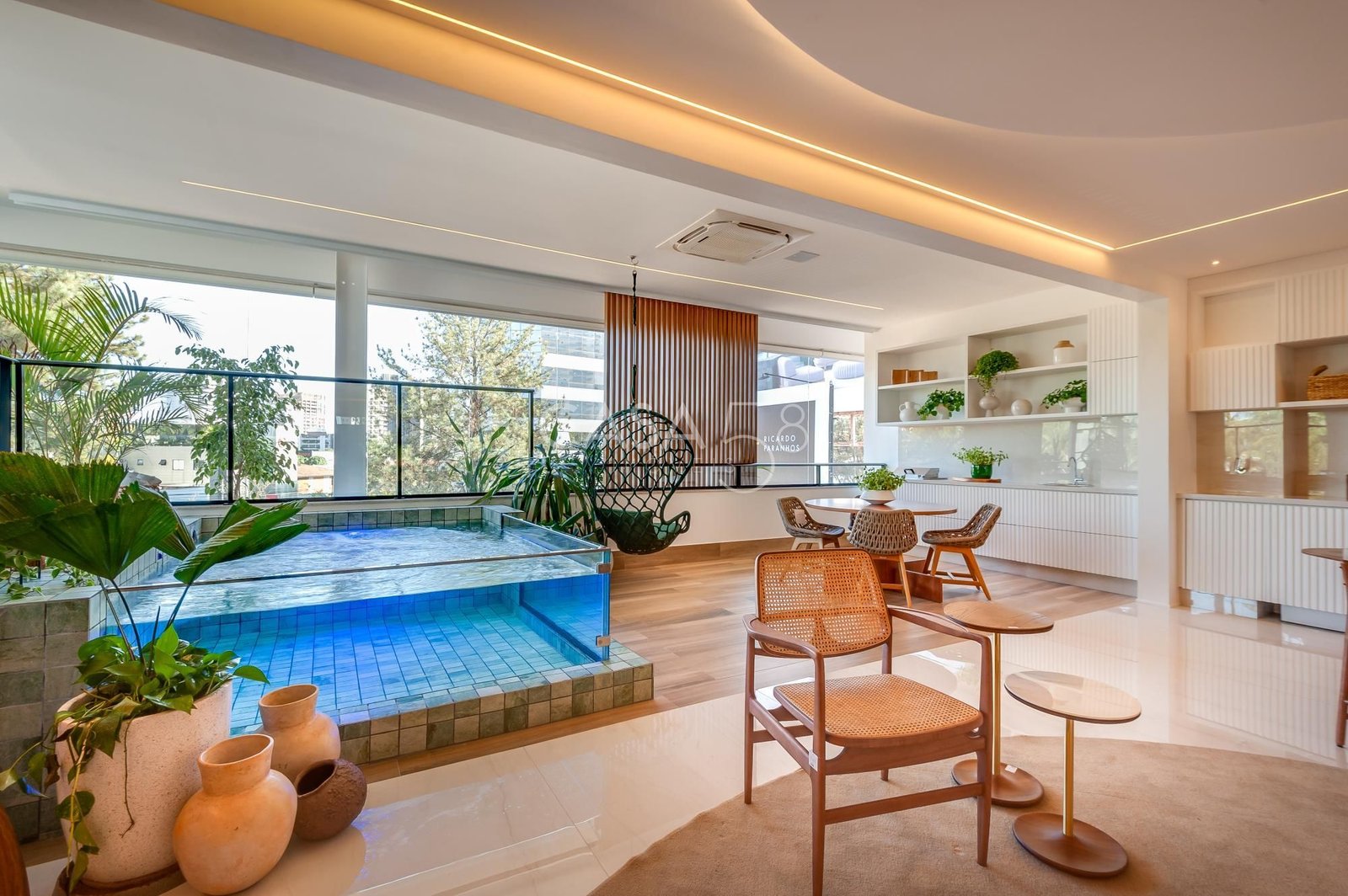 Apartamento no Opus Gyro Ricardo Paranhos – Vista Nascente para o Parque Areião