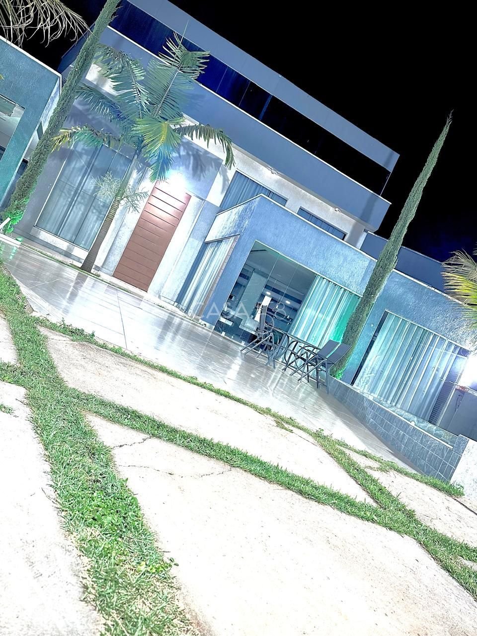 Loft Triplex Automatizado: 800m², Cinema, SPA e Rooftop – Próx. Flamboyant