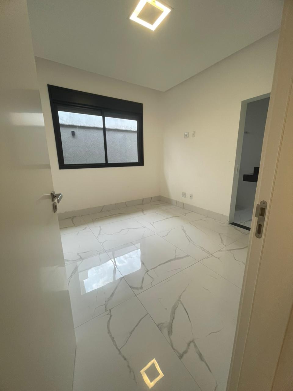 Casa Alto Padrão 4 Suítes 235m² Portal do Sol Garden - Estância Vargem Bonita