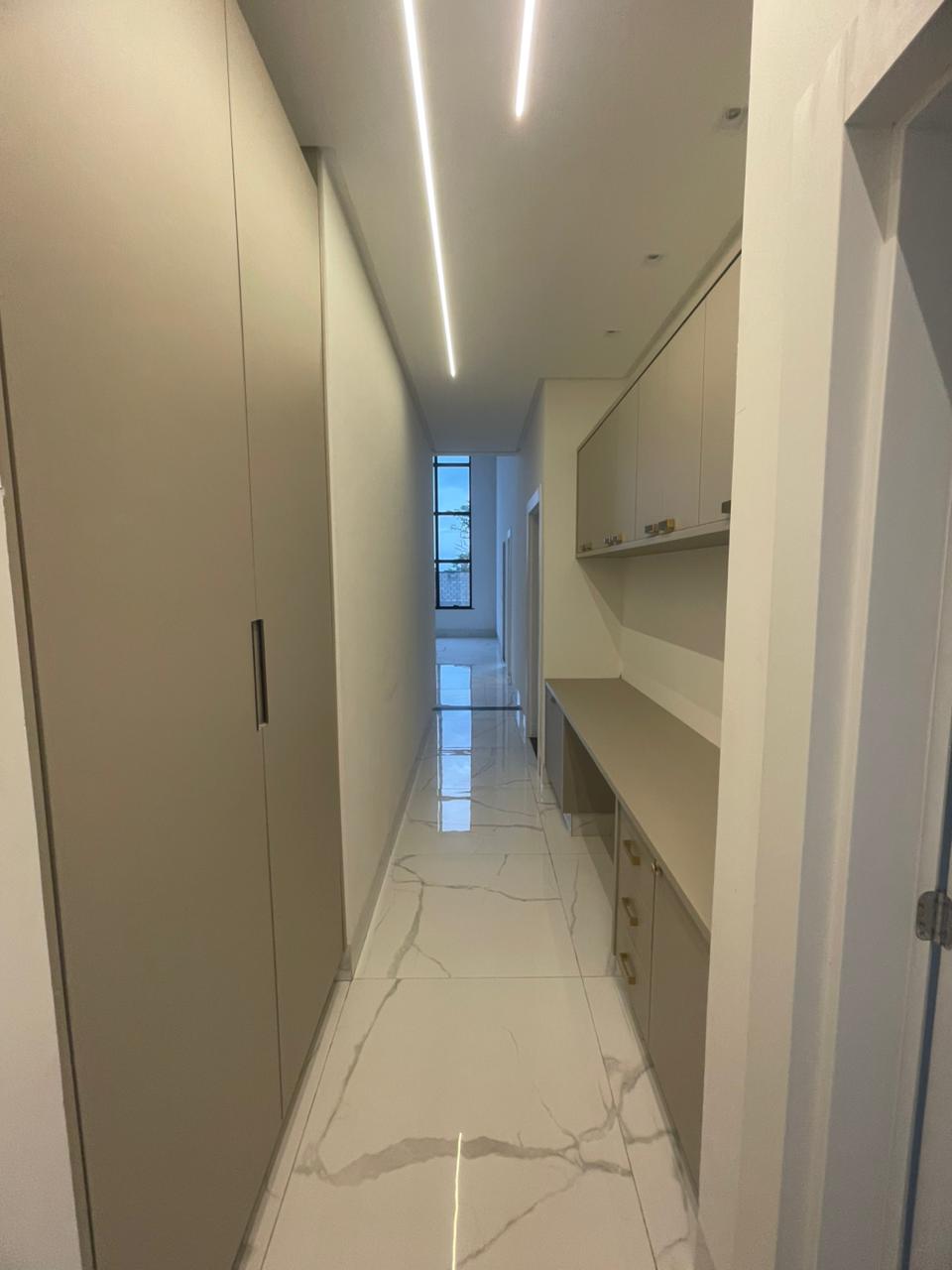 Casa Alto Padrão 4 Suítes 235m² Portal do Sol Garden - Estância Vargem Bonita