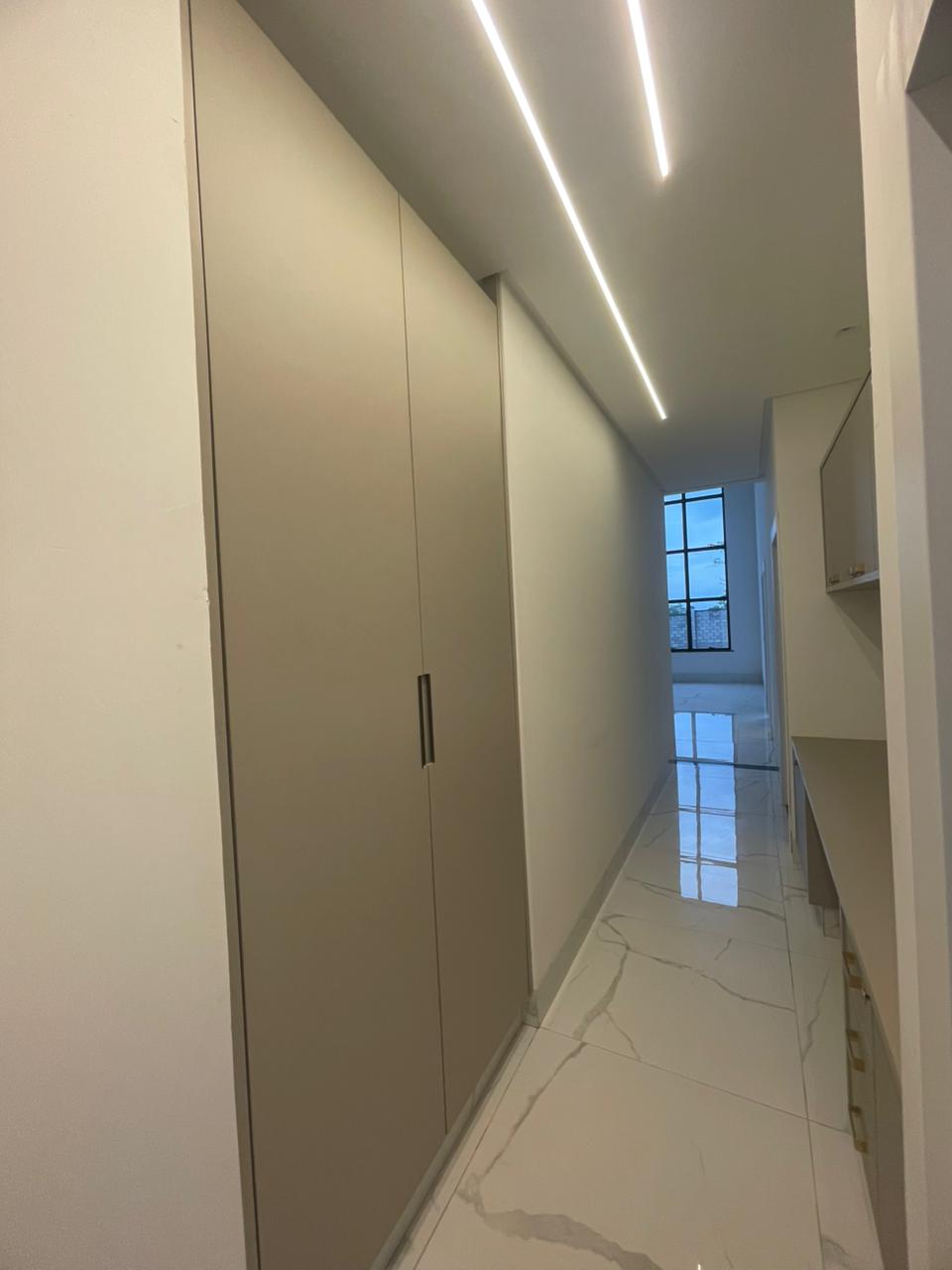 Casa Alto Padrão 4 Suítes 235m² Portal do Sol Garden - Estância Vargem Bonita