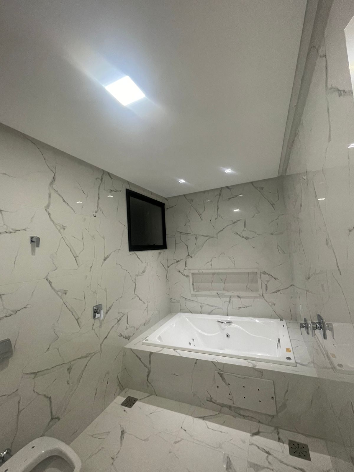 Casa 4 Suítes c/ Piscina Aquecida - Fazenda Vau das Pombas - 325m² - R$ 3.2M