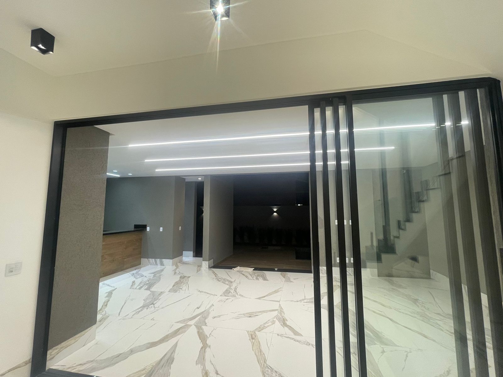 Casa 4 Suítes c/ Piscina Aquecida - Fazenda Vau das Pombas - 325m² - R$ 3.2M