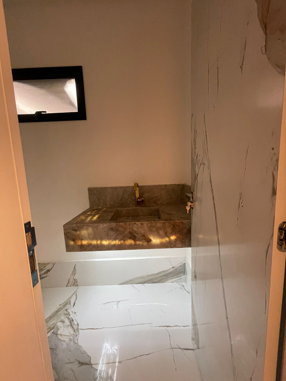 Casa 4 Suítes c/ Piscina Aquecida - Fazenda Vau das Pombas - 325m² - R$ 3.2M