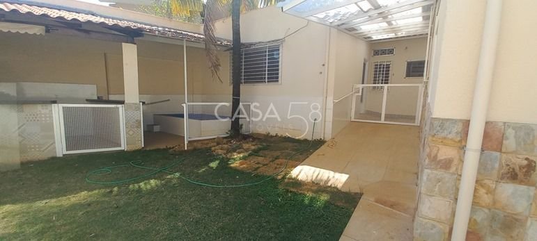 Casa 4 dormitórios à venda Setor Jaó Goiânia/GO