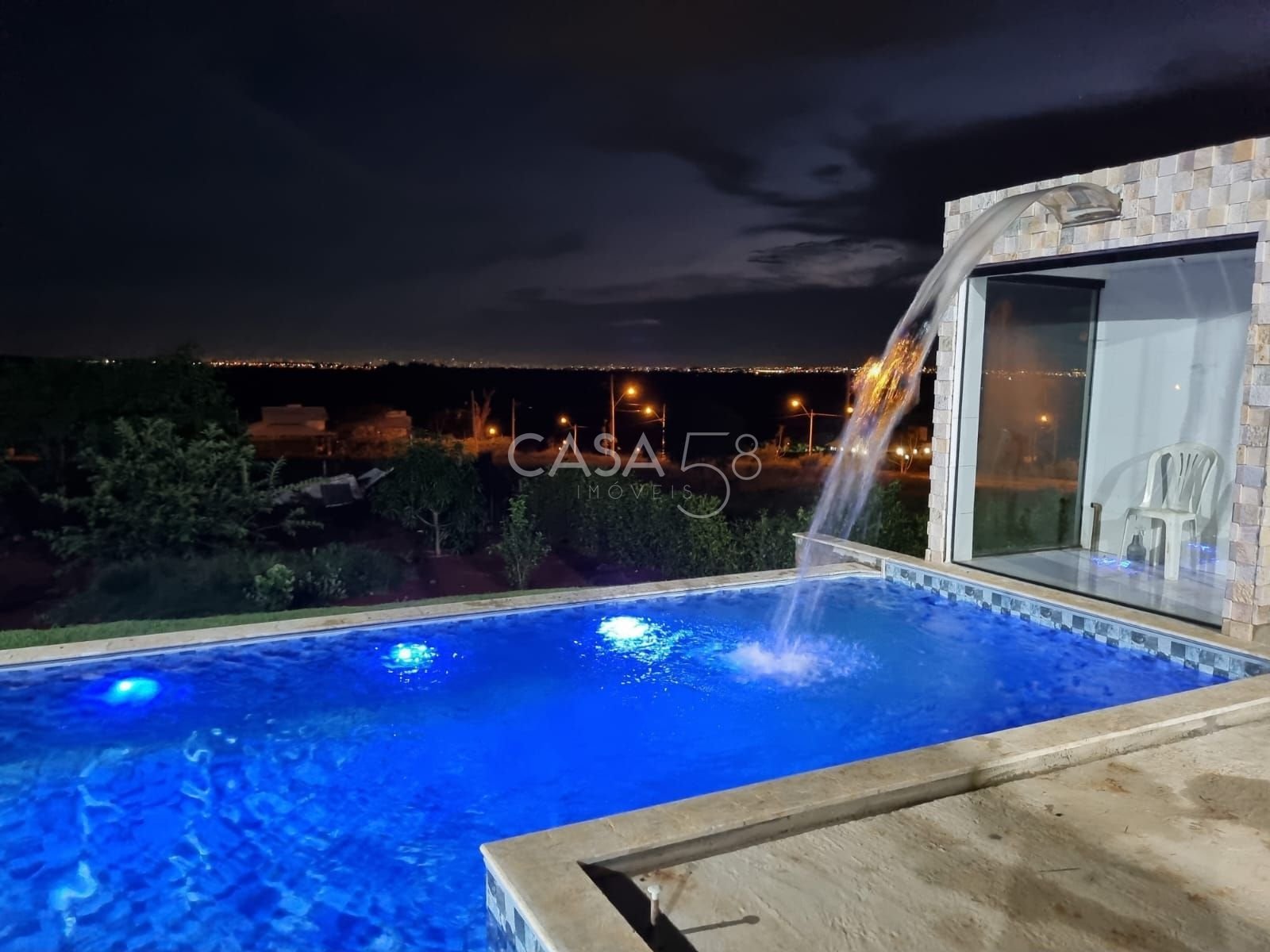 Casa no Condomínio Estância do Bosque – Lote de 2.010m² com Vista e Piscina