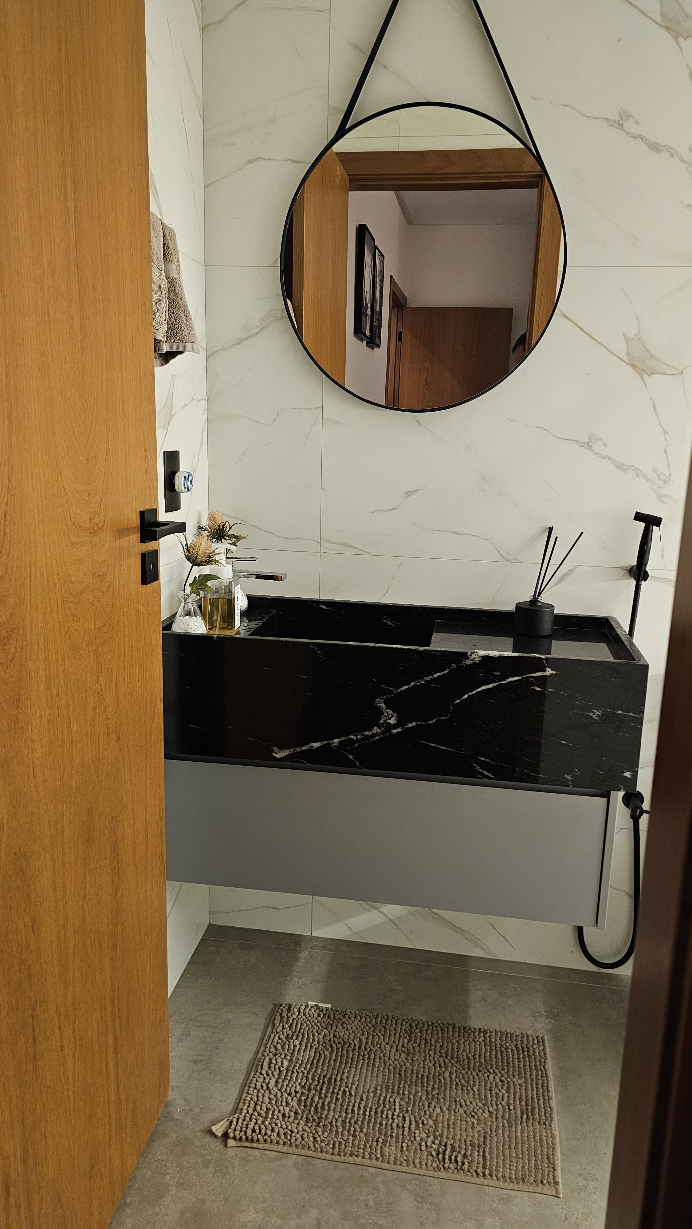 Casa Térrea 3 Suítes Jardins Nápoles - Energia Solar, Ofurô, Aceita Permuta - Senador Canedo