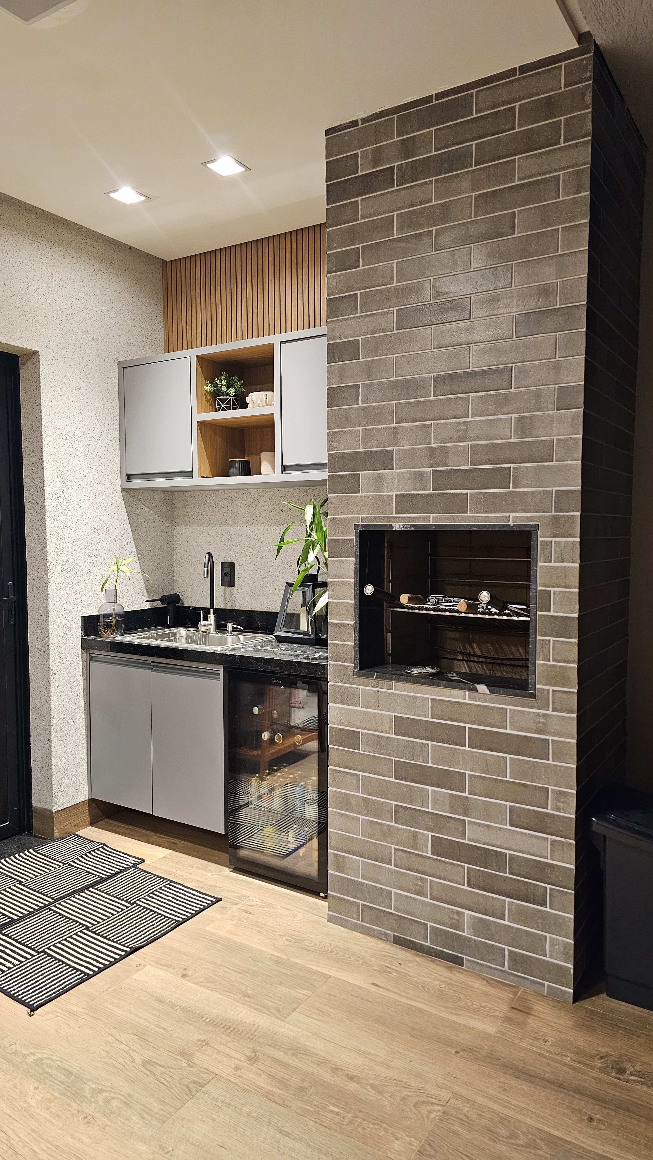 Casa Térrea 3 Suítes Jardins Nápoles - Energia Solar, Ofurô, Aceita Permuta - Senador Canedo