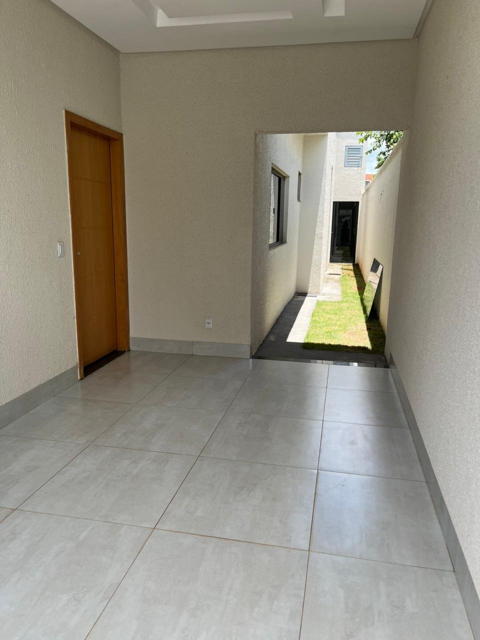 Casa Nova 3 Quartos com Suíte - Jardim Brasil - Garagem Coberta e Churrasqueira - 180m²