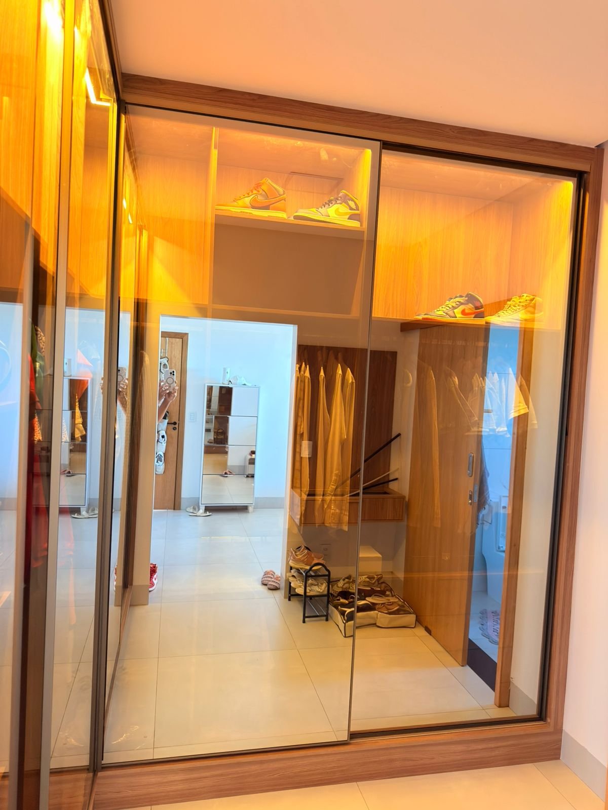 Casa 4 Quartos Jardins Nápoles - Piscina, Mobiliada, Lote 463m² - Senador Canedo