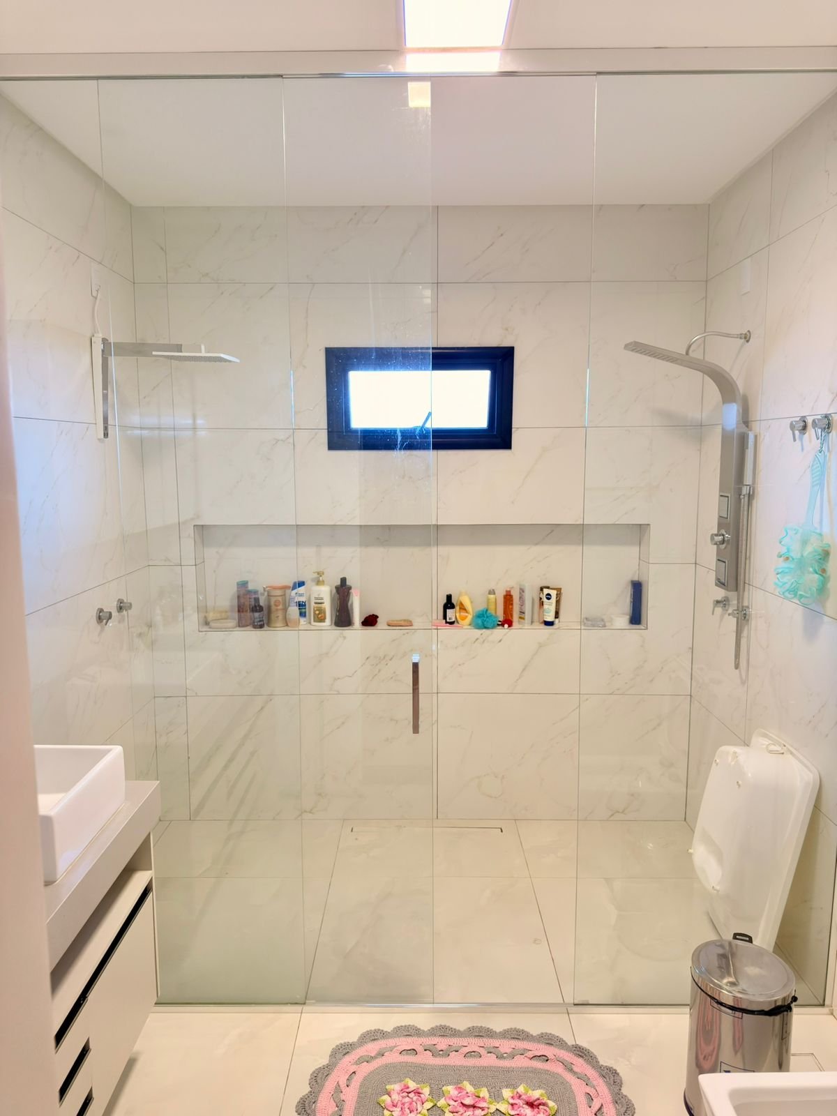 Casa 4 Quartos Jardins Nápoles - Piscina, Mobiliada, Lote 463m² - Senador Canedo