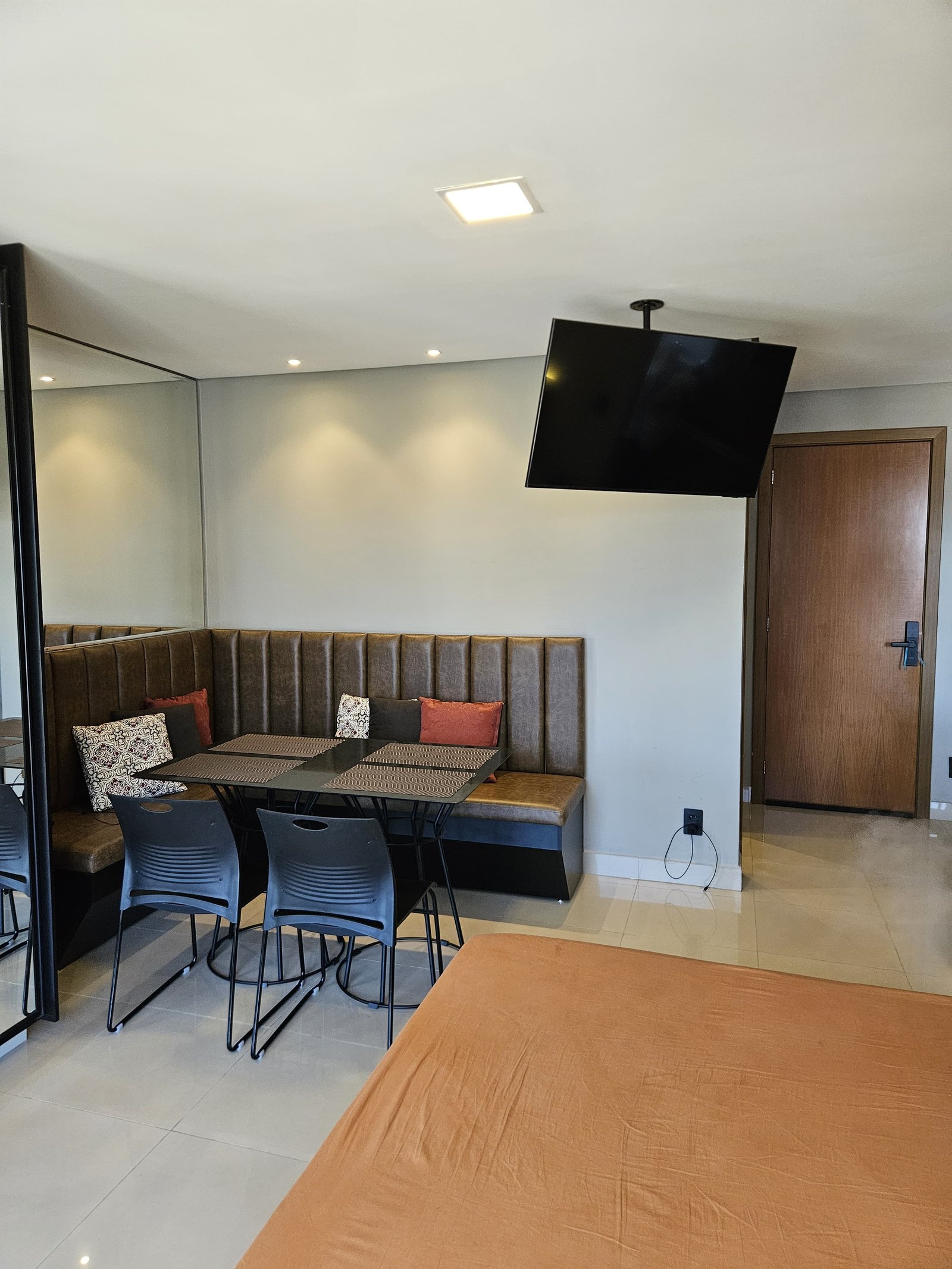 Apartamento 1 Quarto Mobiliado 23º Andar The Expression Setor Bueno - 35m² Vista Nascente