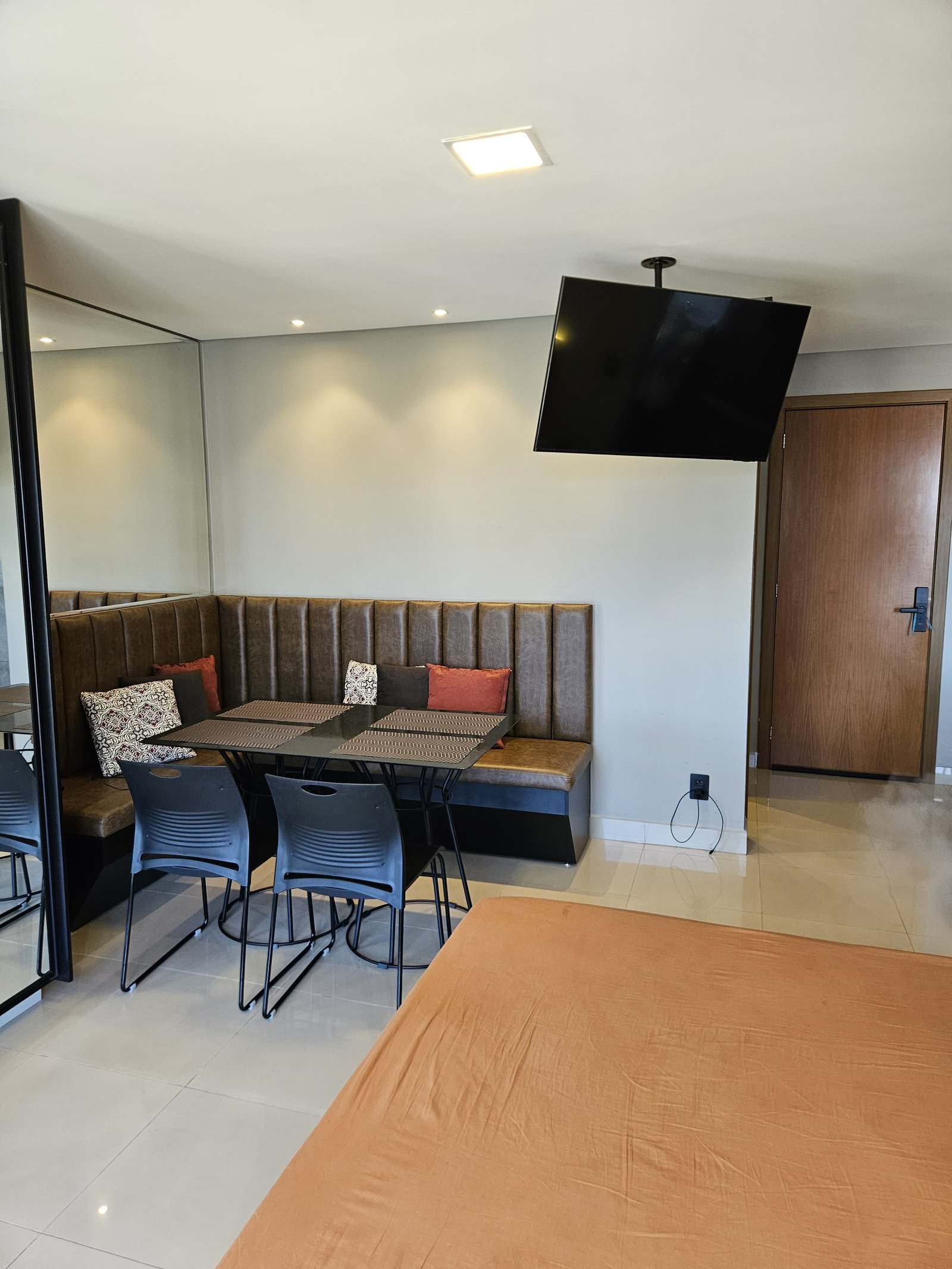 Apartamento 1 Quarto Mobiliado 23º Andar The Expression Setor Bueno - 35m² Vista Nascente