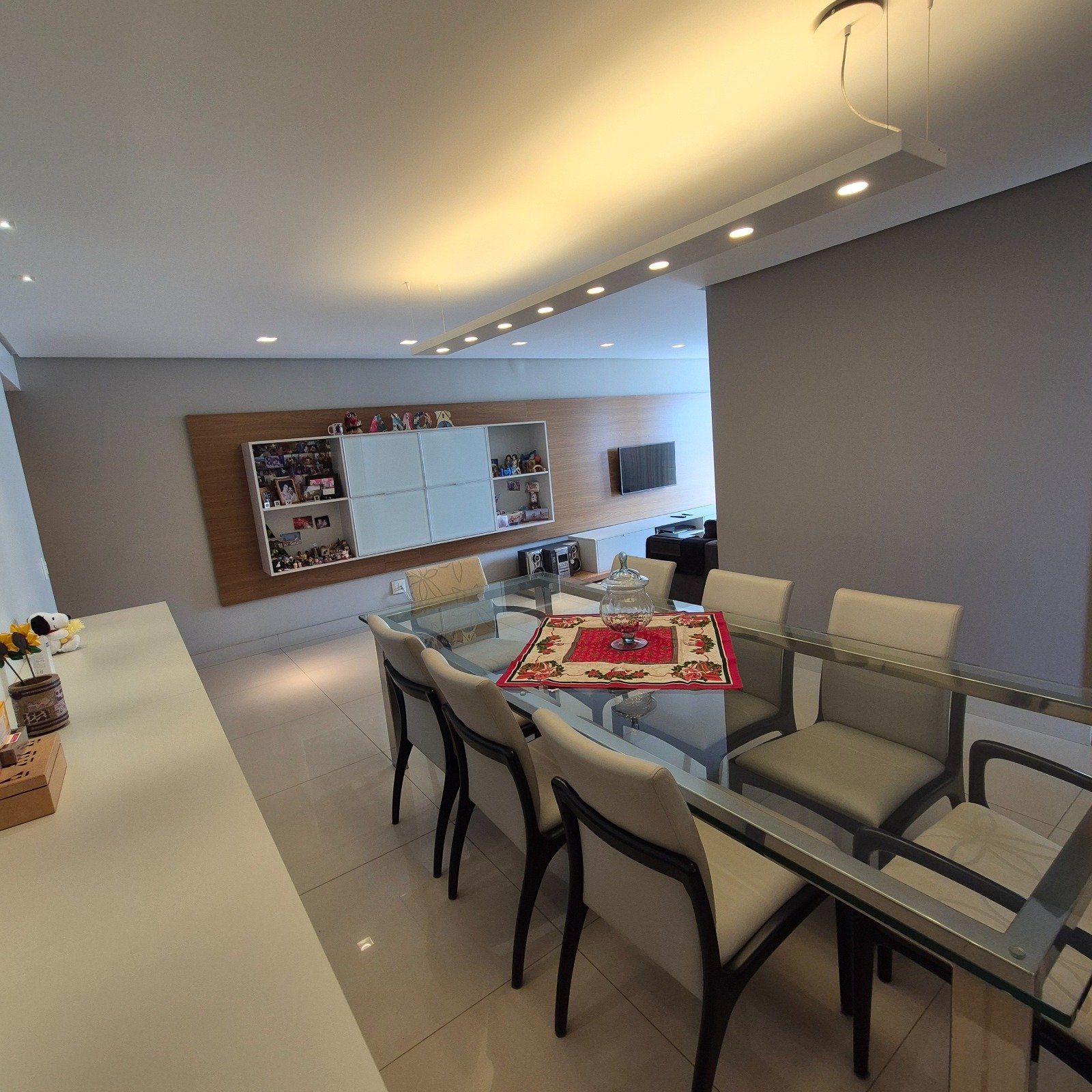 Apartamento 3 Quartos, 105m², 2 Vagas - Setor Bueno, Goiânia - Alto Padrão