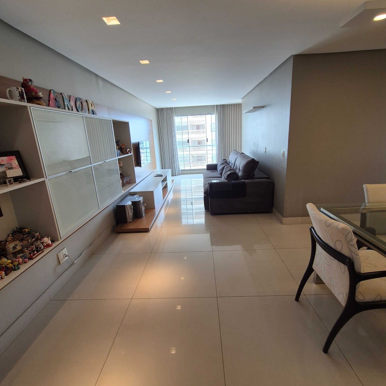 Apartamento 3 Quartos, 105m², 2 Vagas - Setor Bueno, Goiânia - Alto Padrão