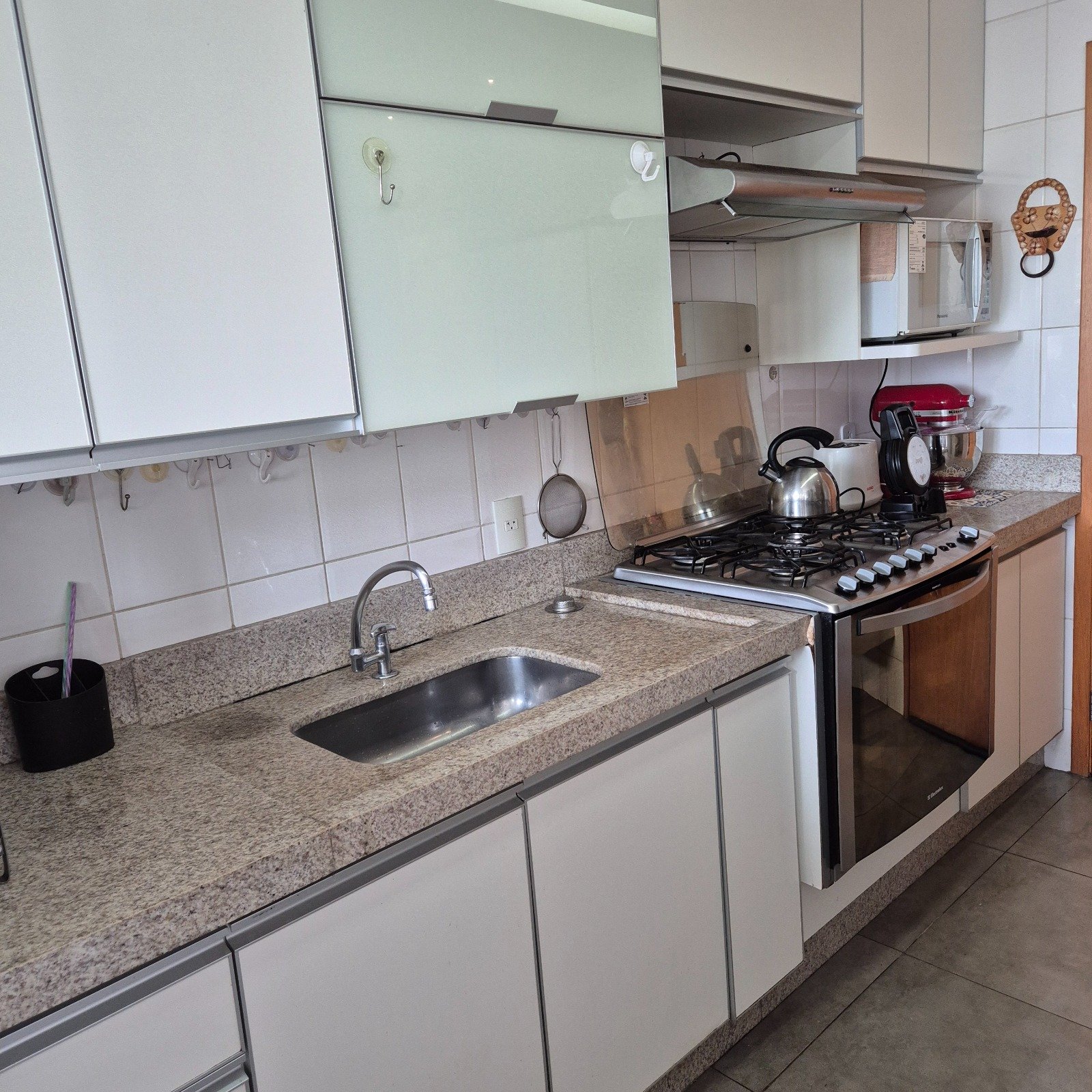 Apartamento 3 Quartos, 105m², 2 Vagas - Setor Bueno, Goiânia - Alto Padrão