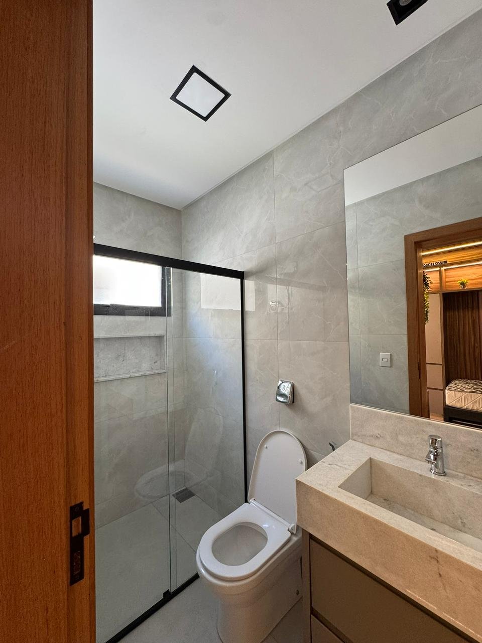 Casa de Luxo 4 Suítes, Piscina Aquecida - Cond. Parque Ville Jacarandá, Jardim Cristal