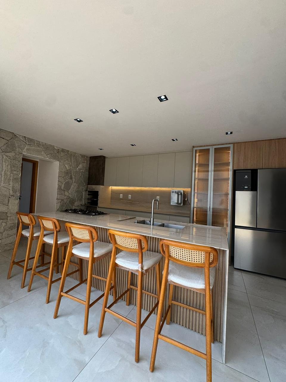 Casa de Luxo 4 Suítes, Piscina Aquecida - Cond. Parque Ville Jacarandá, Jardim Cristal