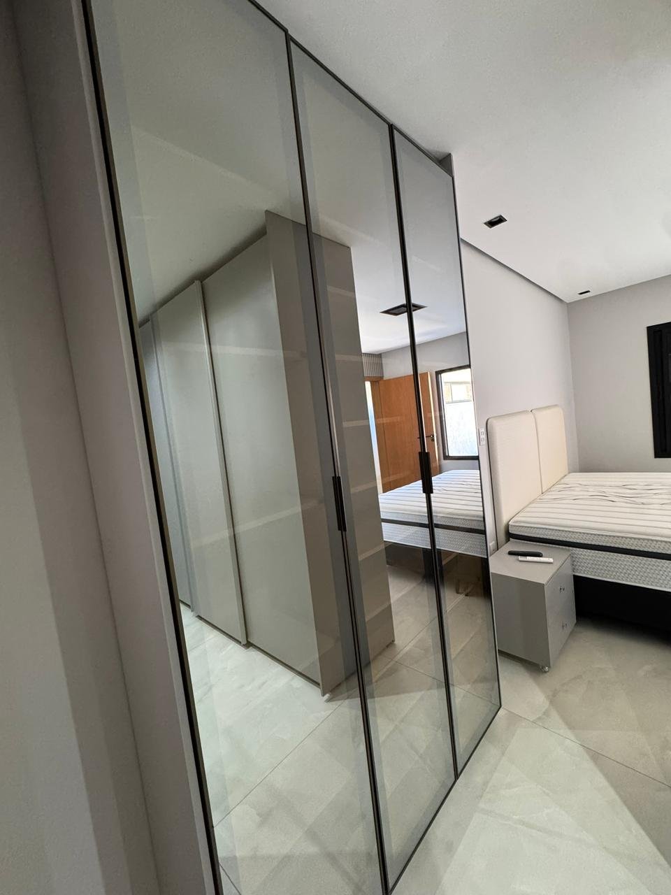 Casa de Luxo 4 Suítes, Piscina Aquecida - Cond. Parque Ville Jacarandá, Jardim Cristal