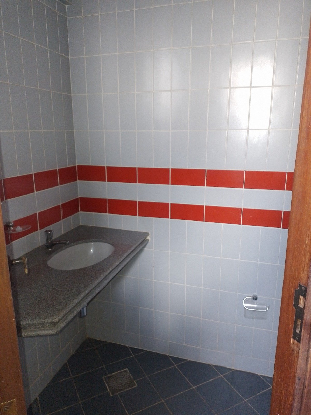 Cobertura Duplex 3 Quartos com Piscina - Nova Suíça - R$ 990.000