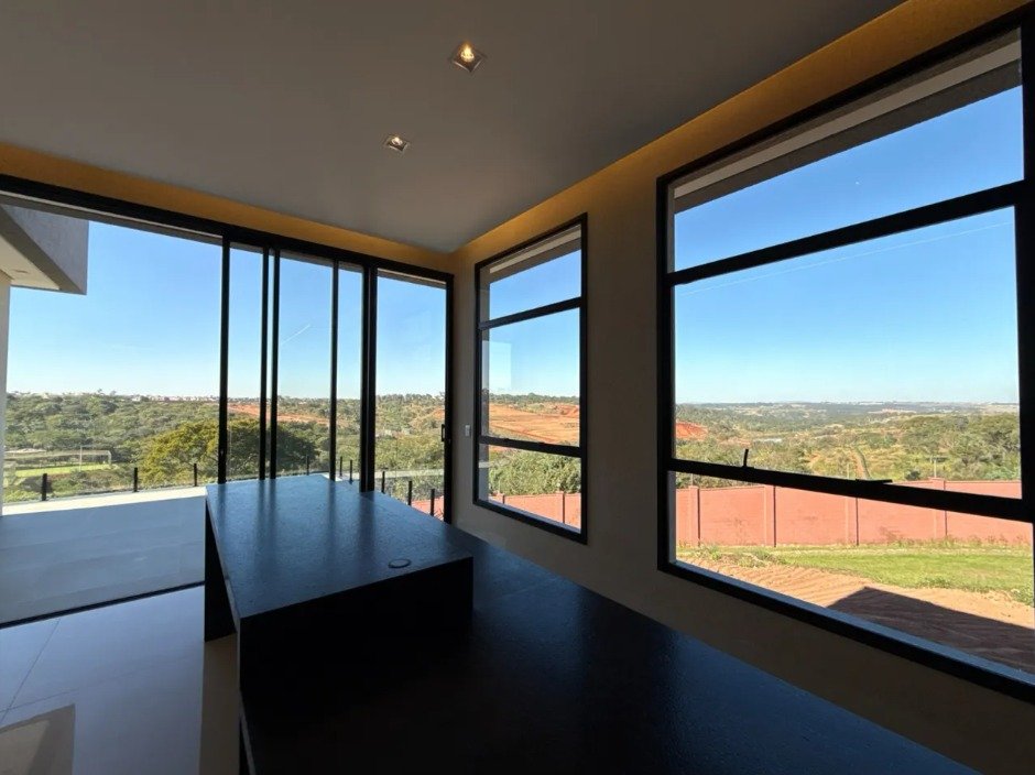 Casa 3 Suítes Jardins Nápoles - 360m² - Piscina Aquecida - Churrasqueira - 4 Vagas