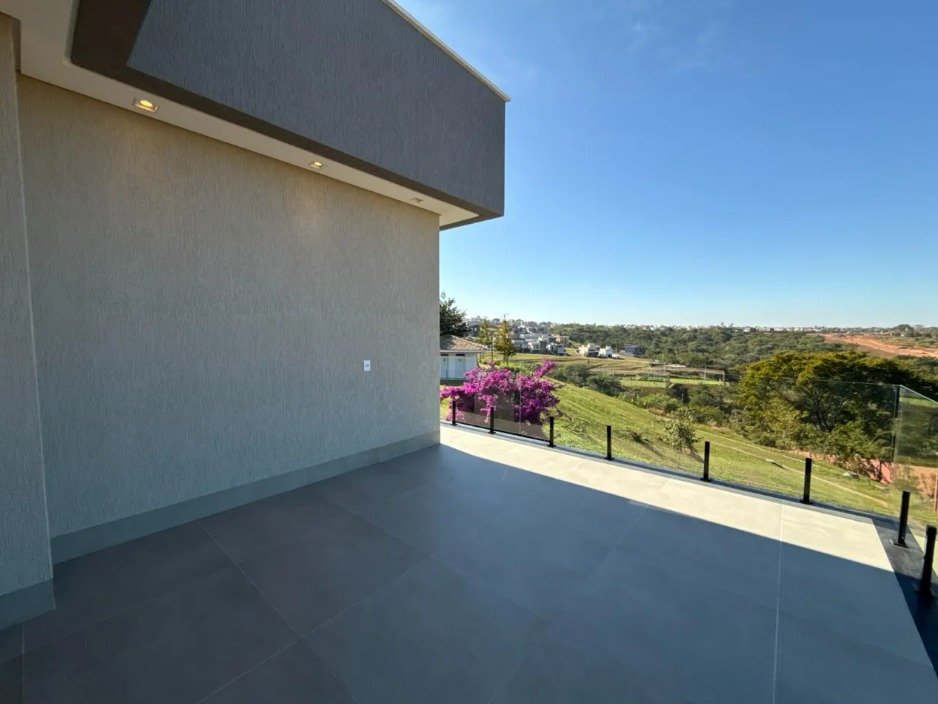 Casa 3 Suítes Jardins Nápoles - 360m² - Piscina Aquecida - Churrasqueira - 4 Vagas