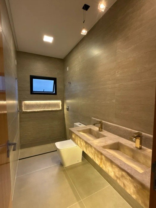 Casa 3 Suítes Jardins Nápoles - 360m² - Piscina Aquecida - Churrasqueira - 4 Vagas