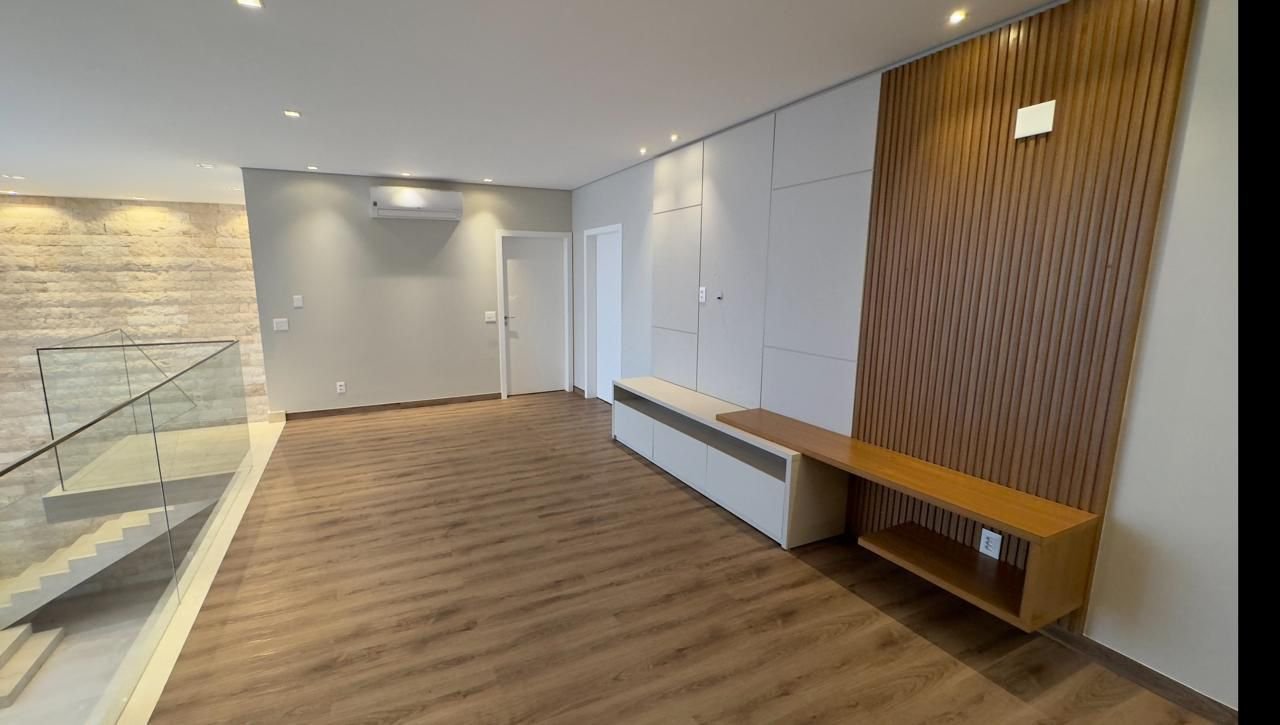 Casa de Luxo 4 Suítes 348m² - Parqville Pinheiros - Aparecida de Goiânia