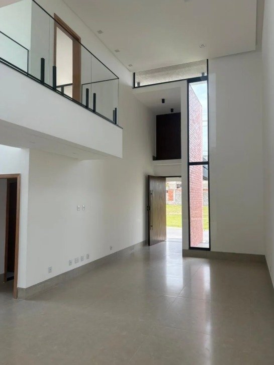 Sobrado Alto Padrão 4 Suítes com Piscina - Jardins Nápoles Senador Canedo