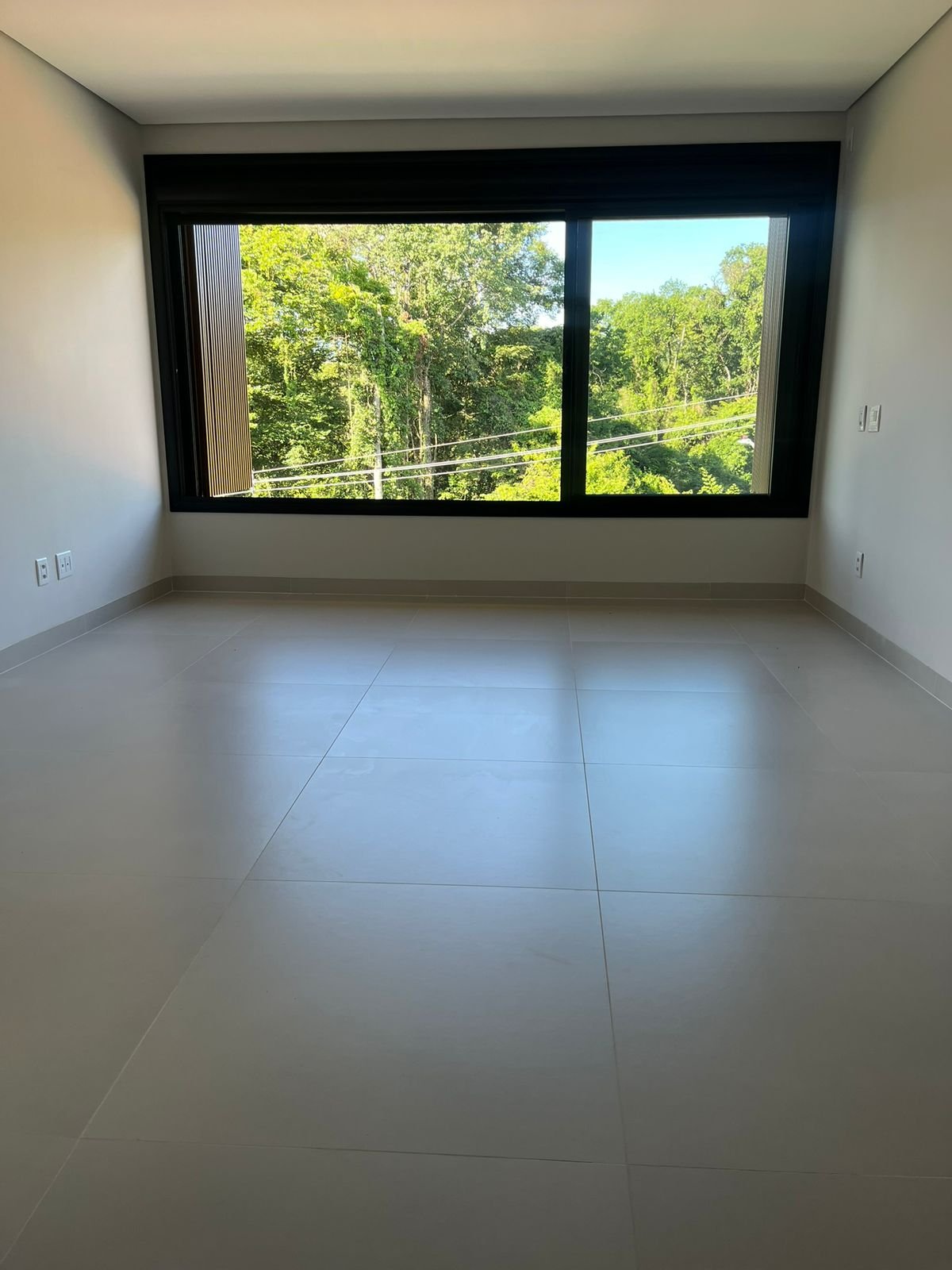 Casa Triplex 3 Suítes Vista Mata Jardins Barcelona - 300m² 4 Vagas Piscina Automação