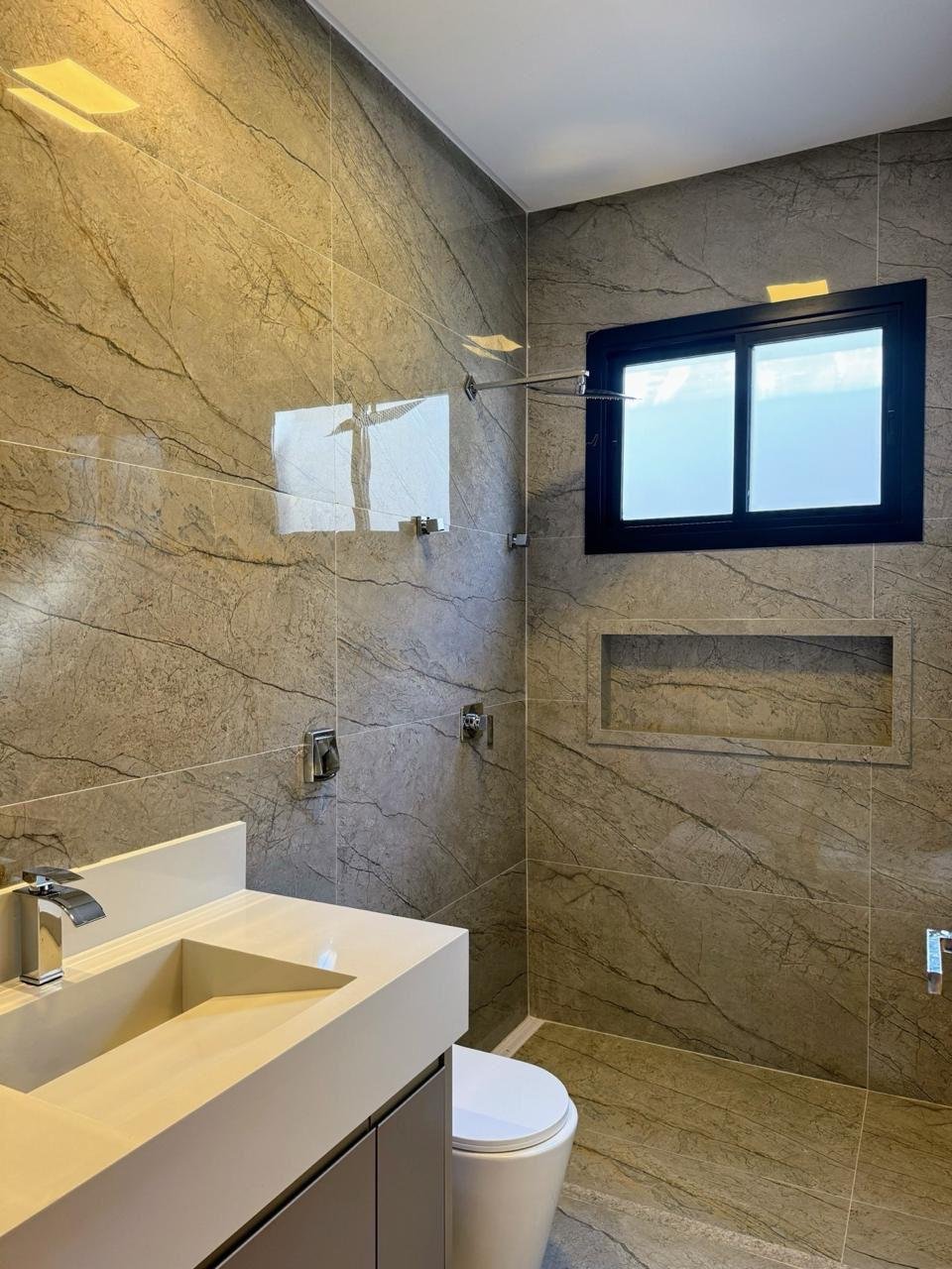 Casa 3 Suítes Portal do Sol Garden Golf - Arquiteto Leandro Francis - Piscina Aquecida - 567m²