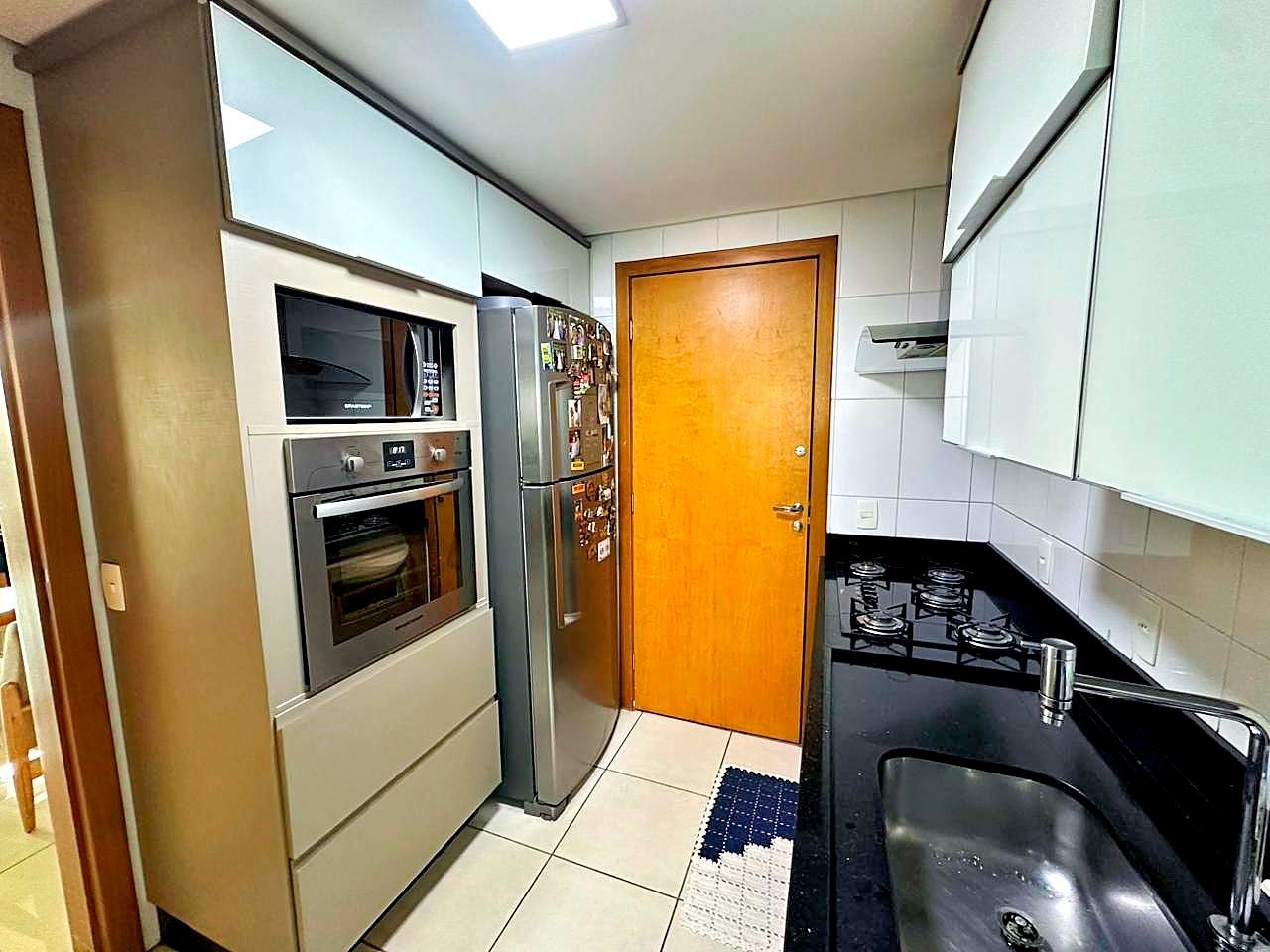 Apartamento 2 Quartos Mobiliado Setor Bueno - 94m² - 2 Vagas - Vista Privilegiada