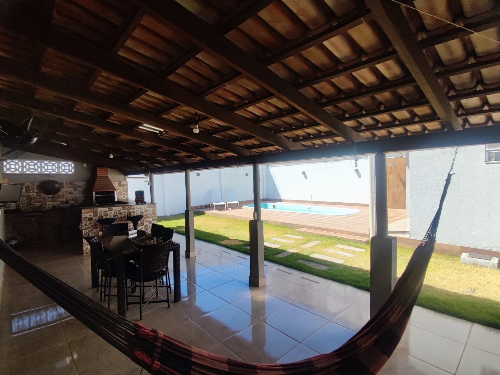 Casa 3 Quartos com Piscina e Área Gourmet - Parque Anhanguera - 5 Vagas - 396m²