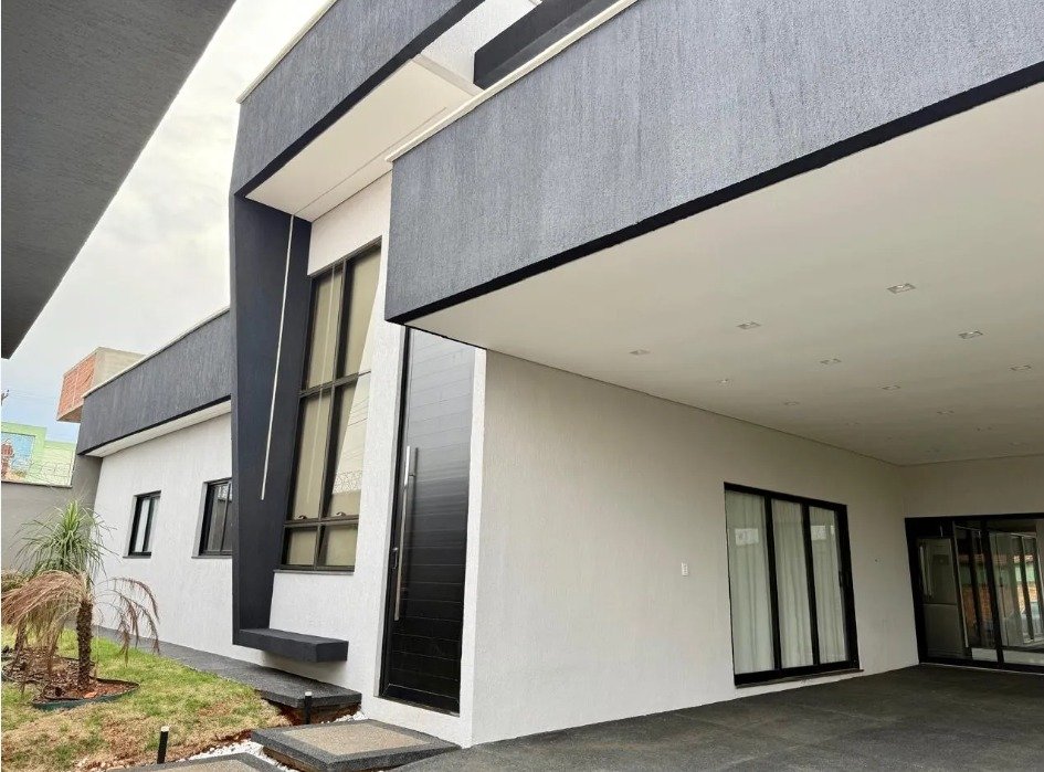 Casa Semi-Nova 3 Quartos 2 Suítes Mobiliada - Papillon Park - Lote 407m²