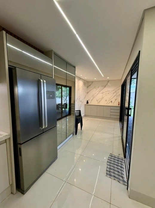 Casa Semi-Nova 3 Quartos 2 Suítes Mobiliada - Papillon Park - Lote 407m²