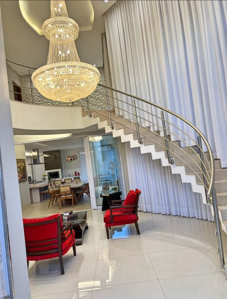 Sobrado Alto Padrão 5 Suítes 470m² com Piscina - Jardins Lisboa