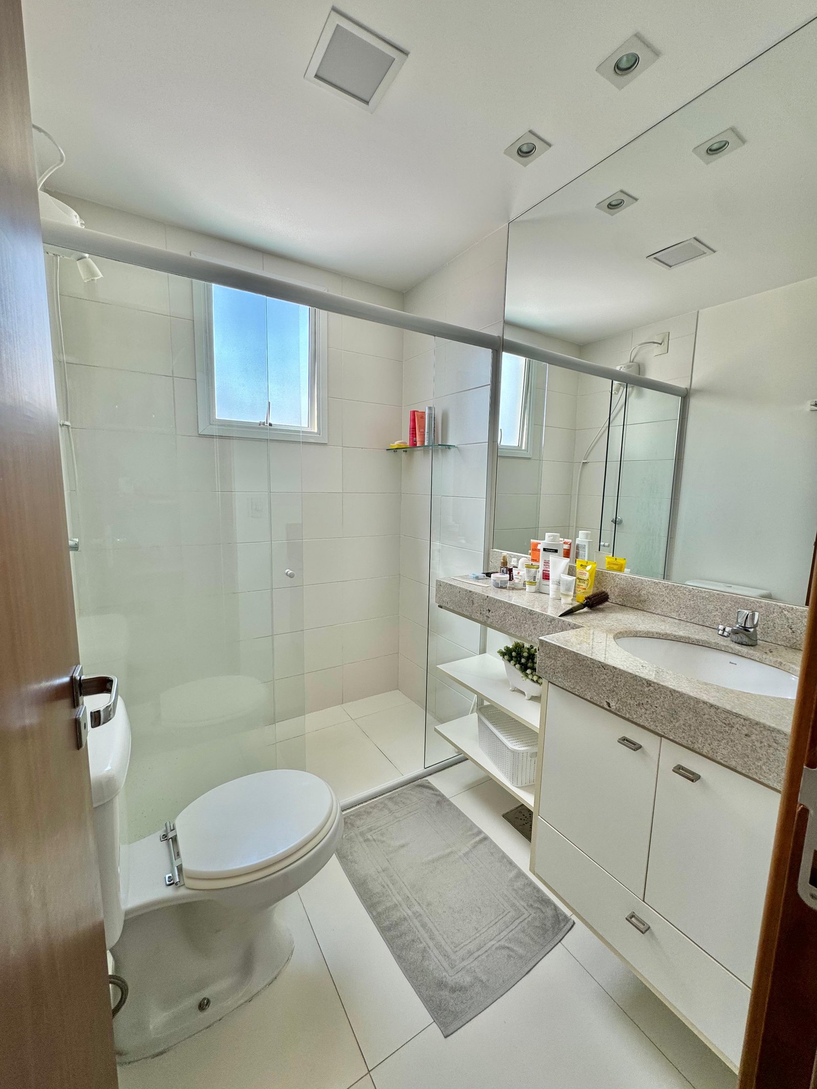 Apartamento Mobiliado 3 Quartos 1 Suíte 84m² Setor Bueno - Goiânia | 2 Vagas