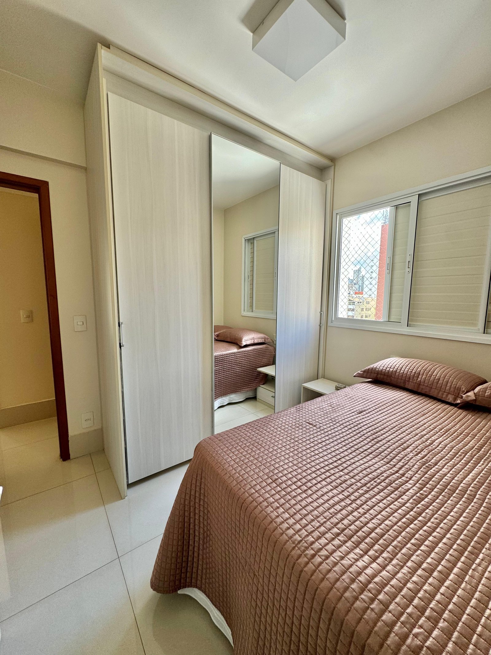 Apartamento Mobiliado 3 Quartos 1 Suíte 84m² Setor Bueno - Goiânia | 2 Vagas