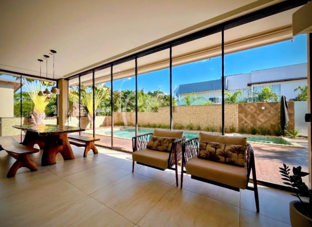 Sobrado 3 Suítes com Piscina e SPA - Fazenda Vau das Pombas - Condomínio Fechado - 510m²