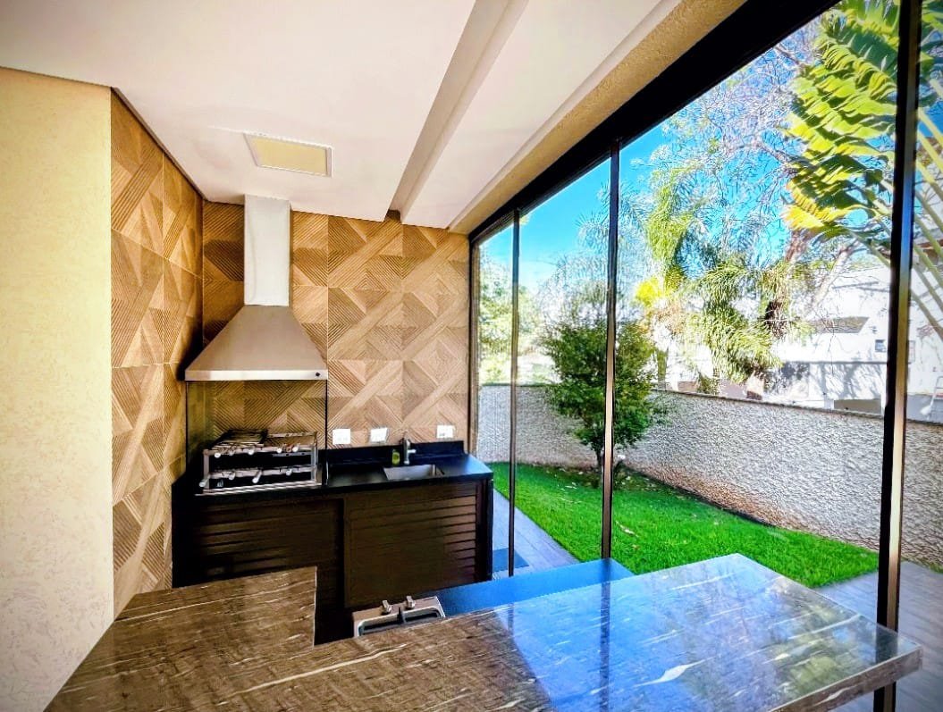 Sobrado 3 Suítes com Piscina e SPA - Fazenda Vau das Pombas - Condomínio Fechado - 510m²