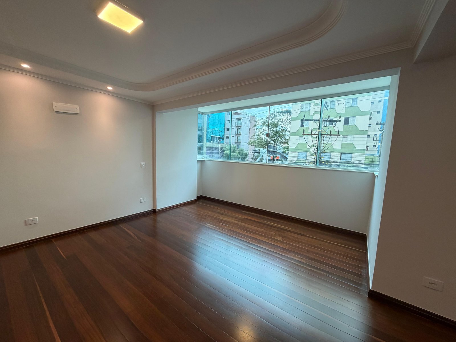 Apartamento 3 Quartos 160m² Reformado - Edifício Grécia - Setor Oeste