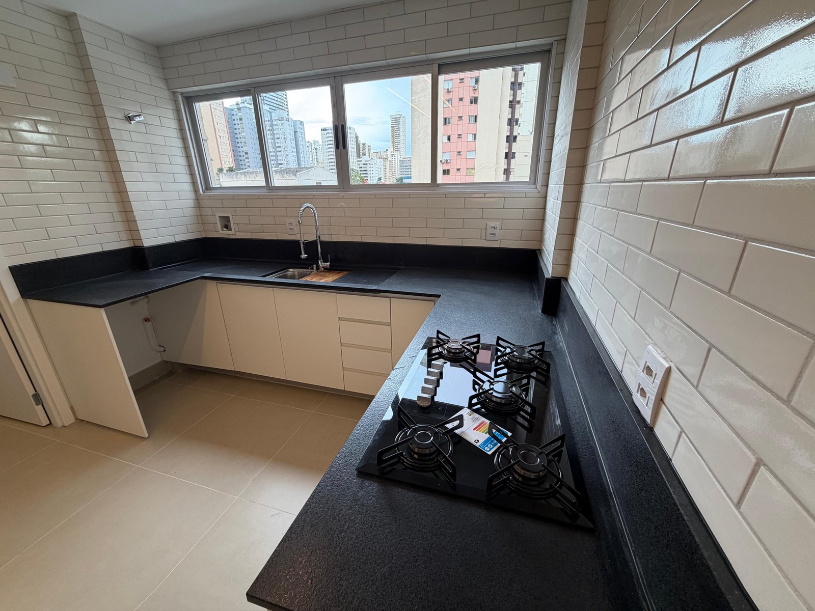 Apartamento 3 Quartos 160m² Reformado - Edifício Grécia - Setor Oeste